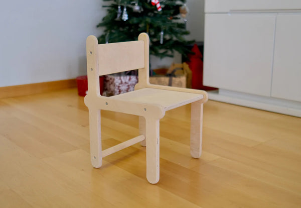 Montessori Style Classic Wooden table & chair set